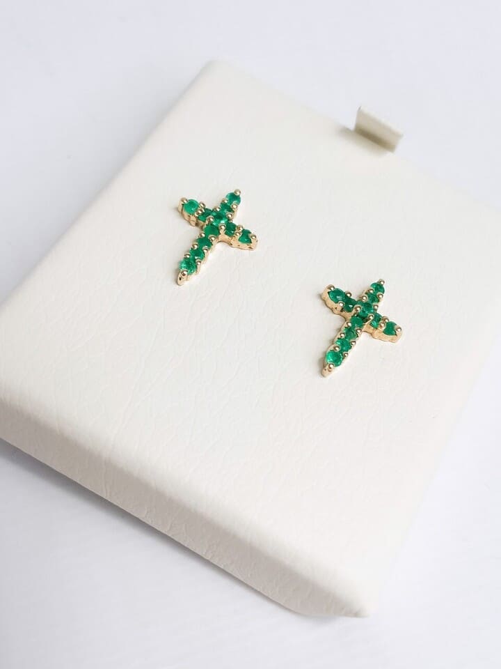 Topos Cruz Esmeralda en Oro | Aretes con Esmeraldas