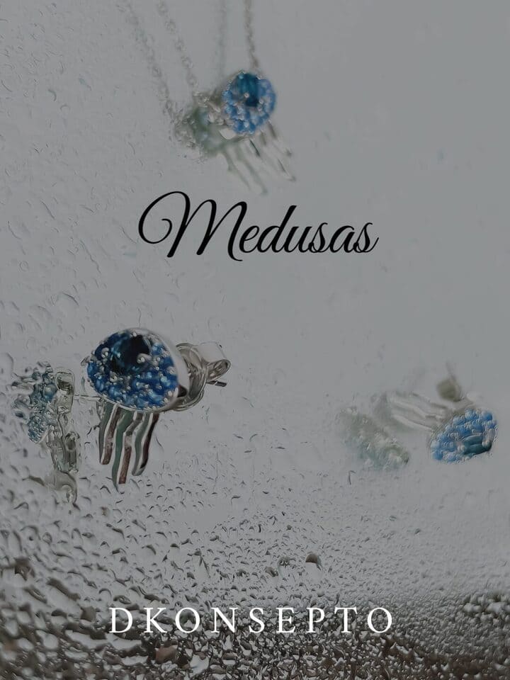 Topos Medusa en Plata con Topacio Azul